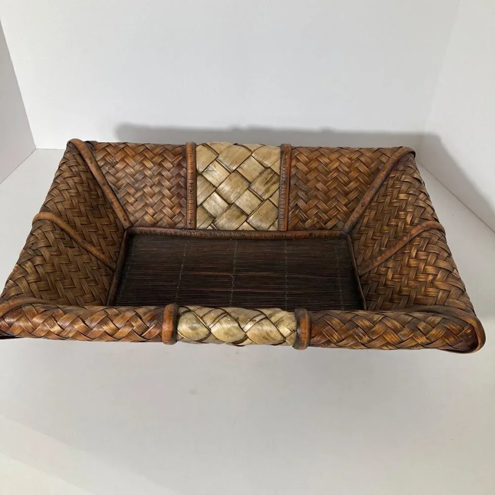 Vintage rectangular lattice