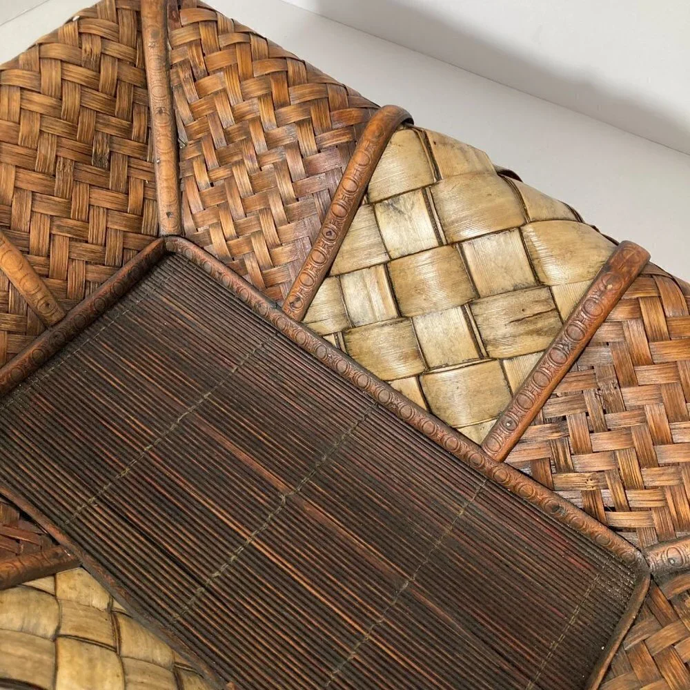 Vintage rectangular lattice