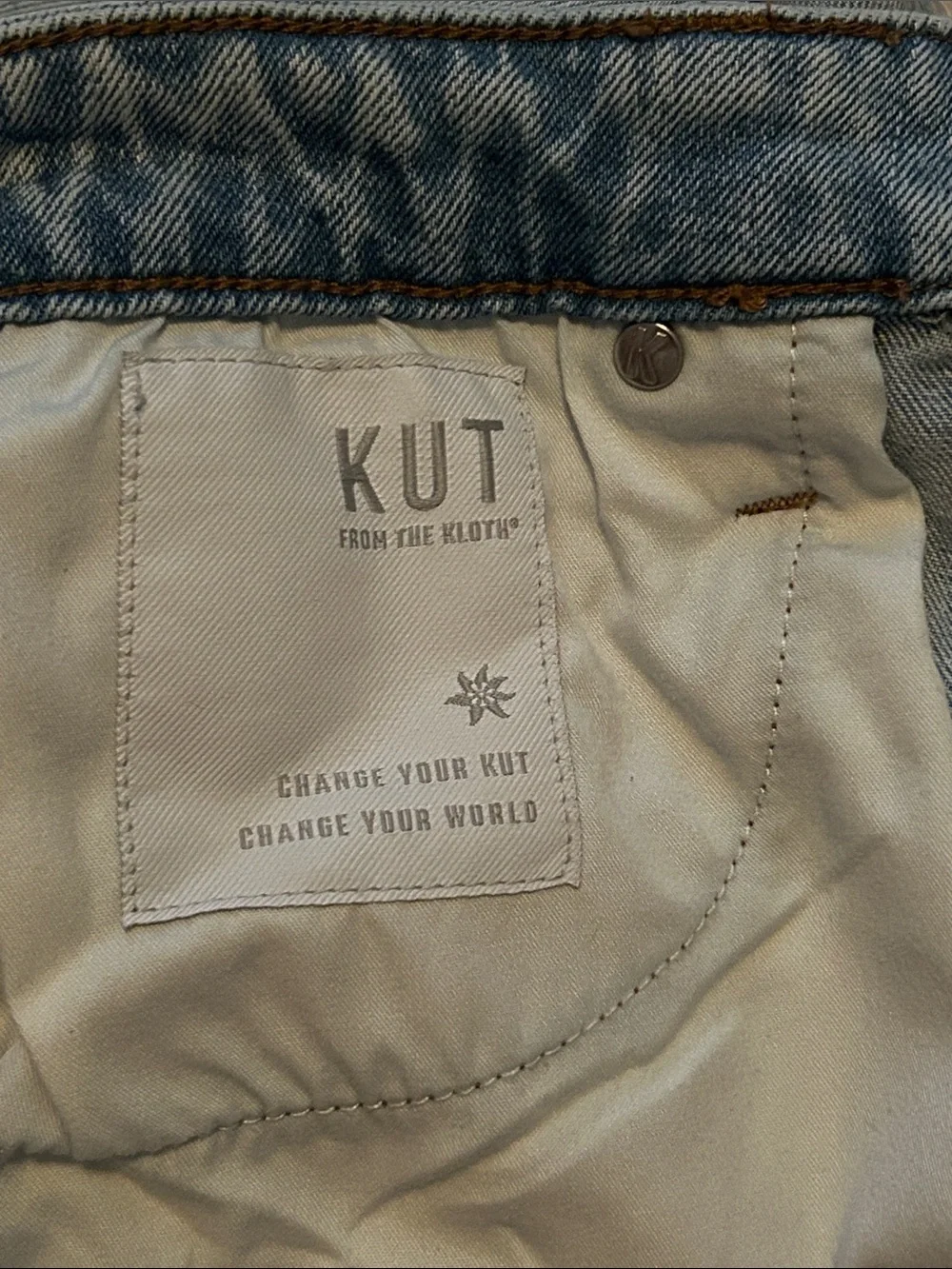 Kut from the Kloth inseam inches lying