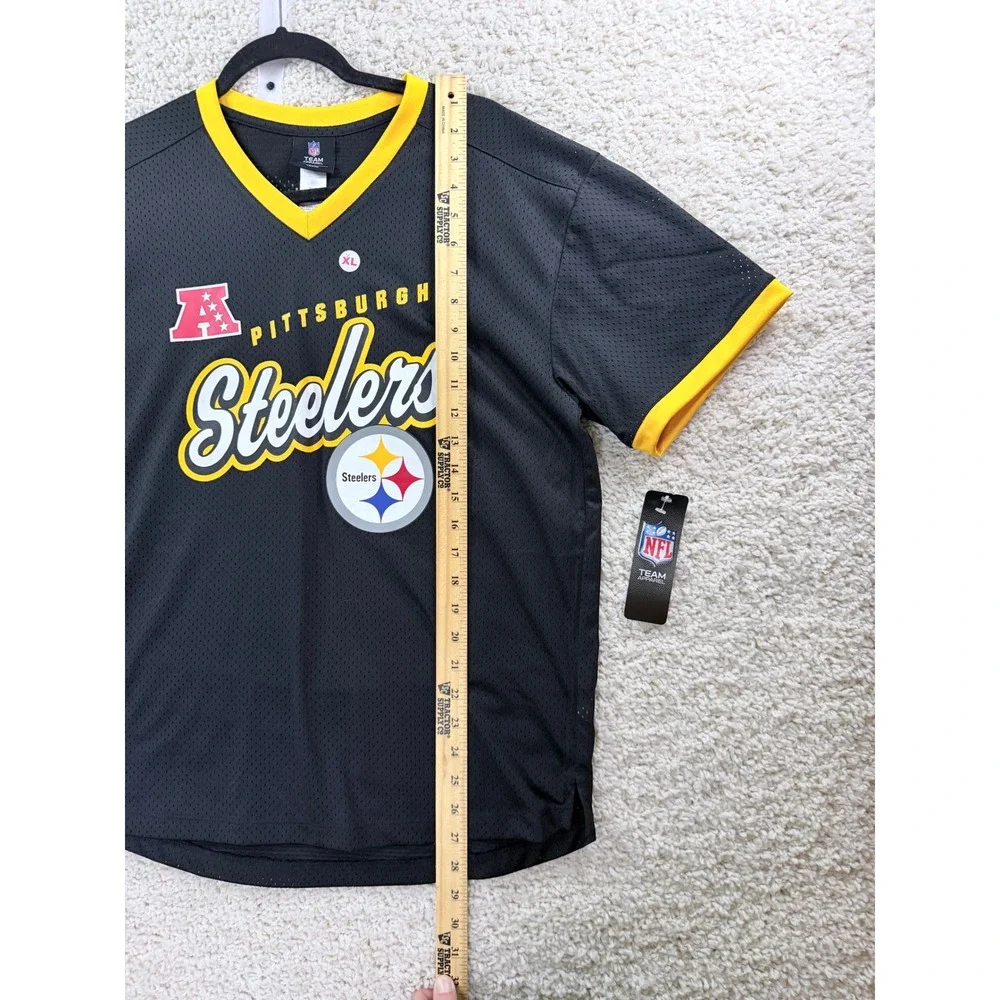 NFL team apparel