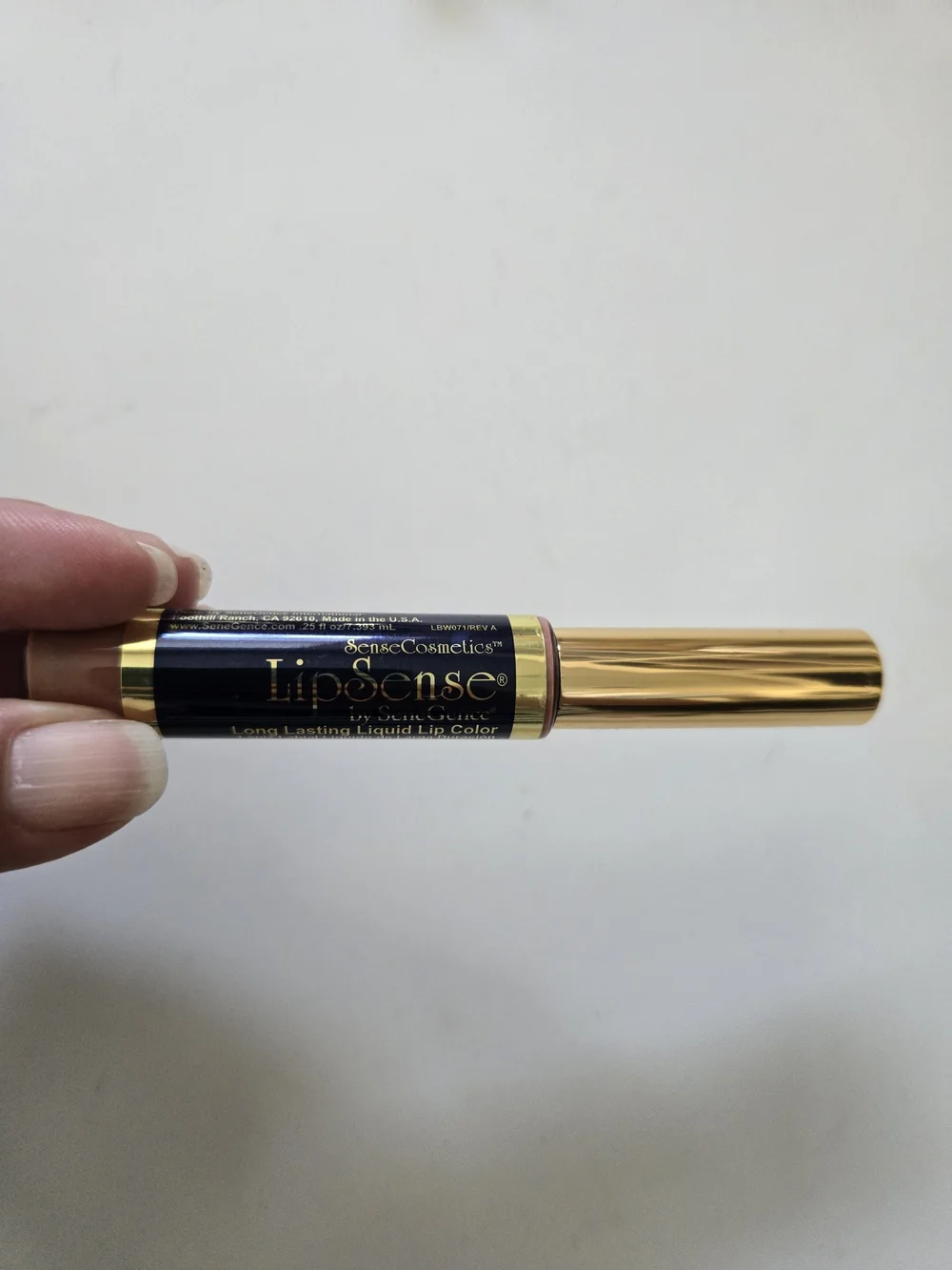 LipSense creamy nude