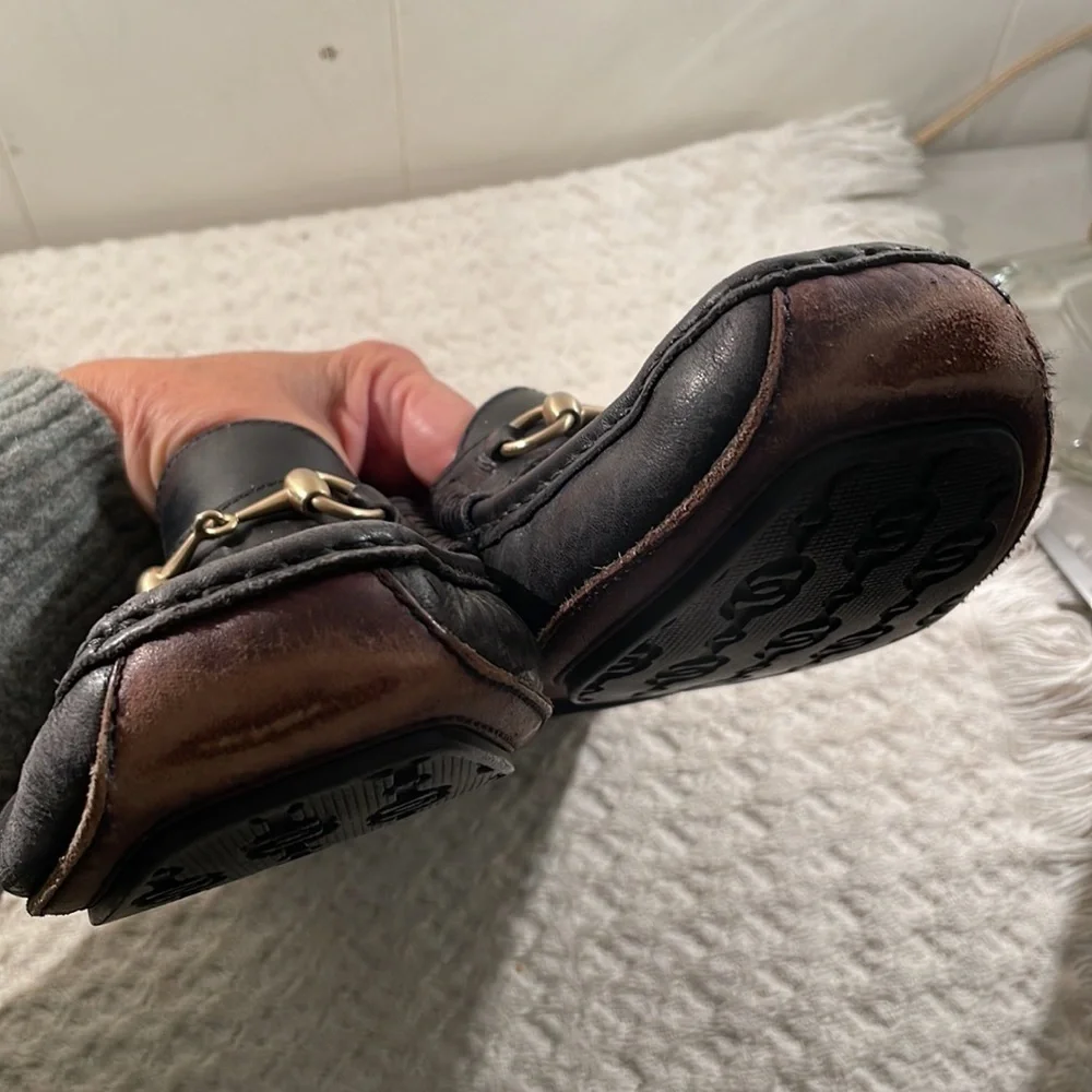 Gucci cushioned good