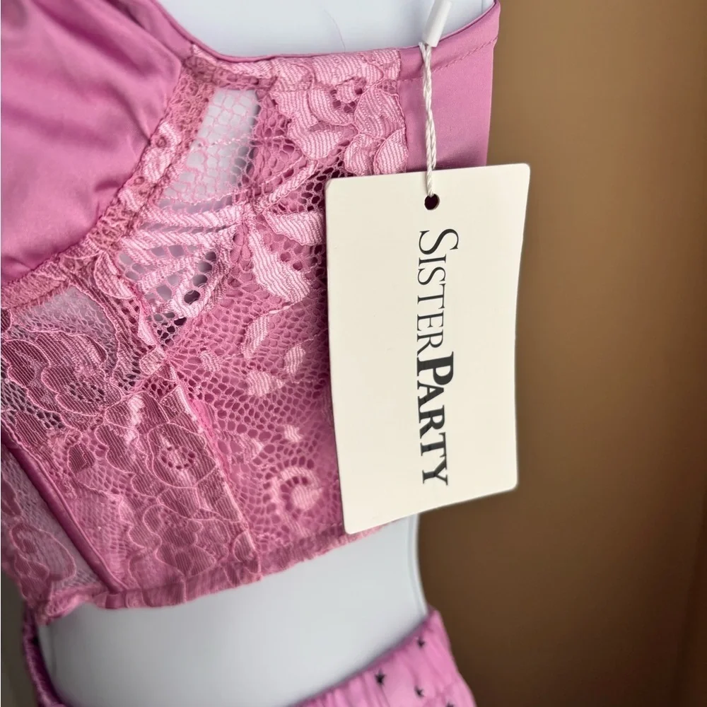 N/A elegant pink