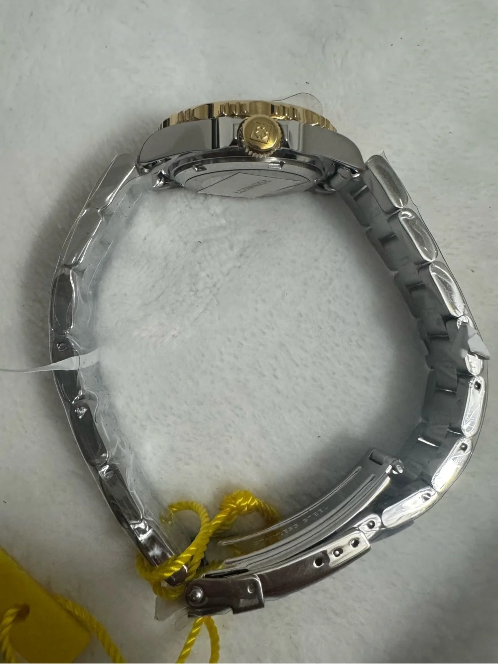 Invicta nwt case
