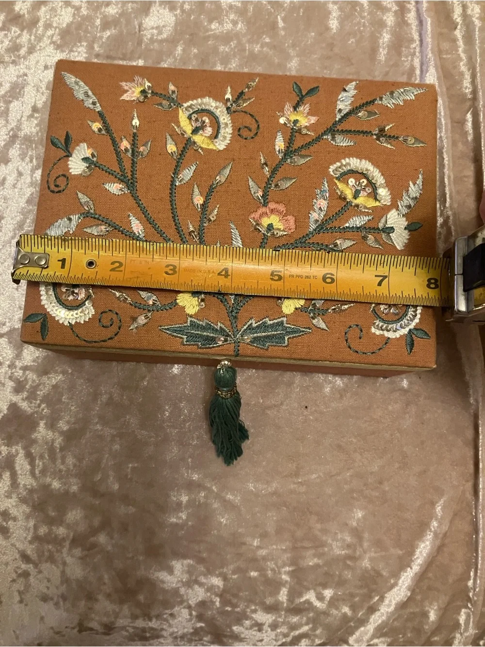 N/A decorative box