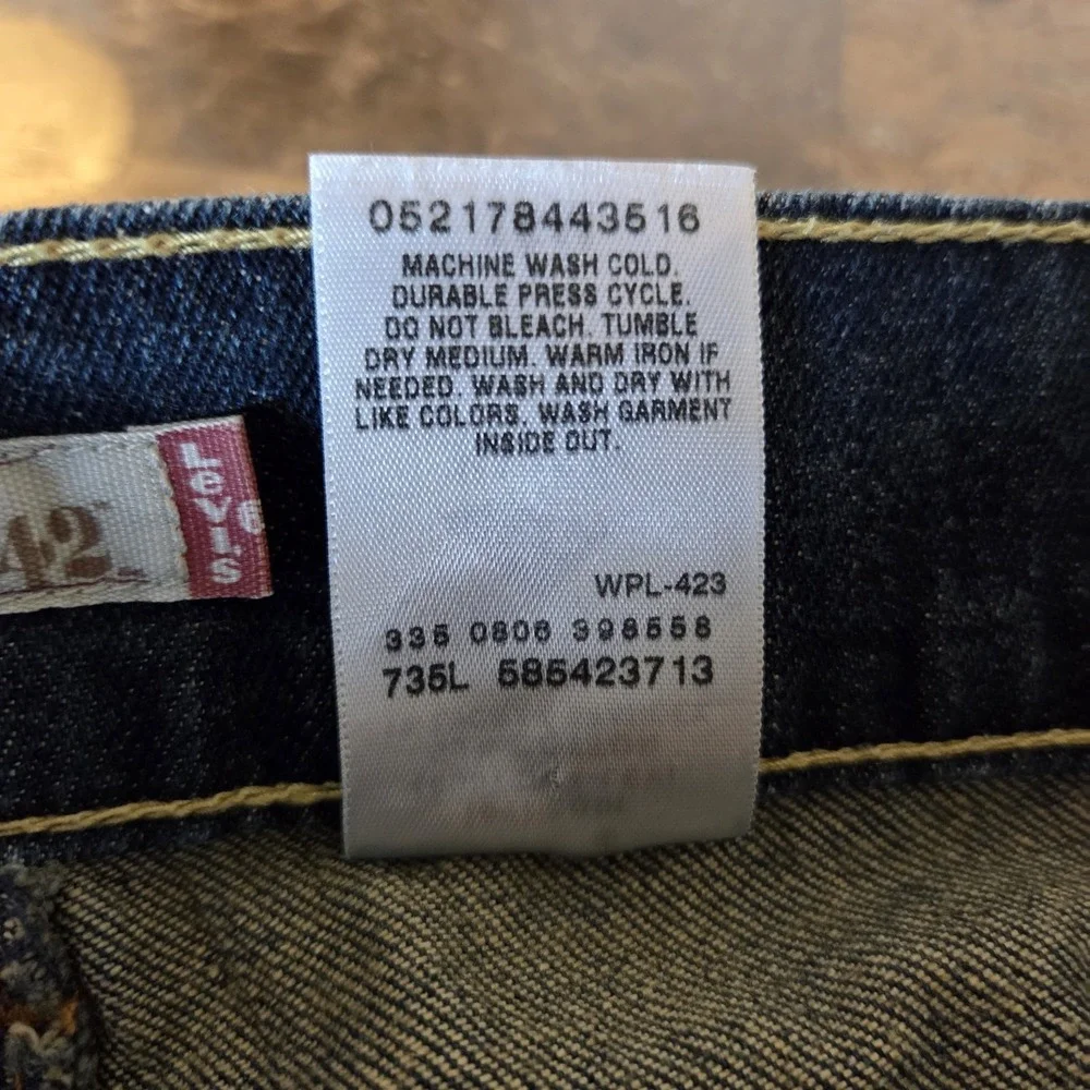Levis this pair