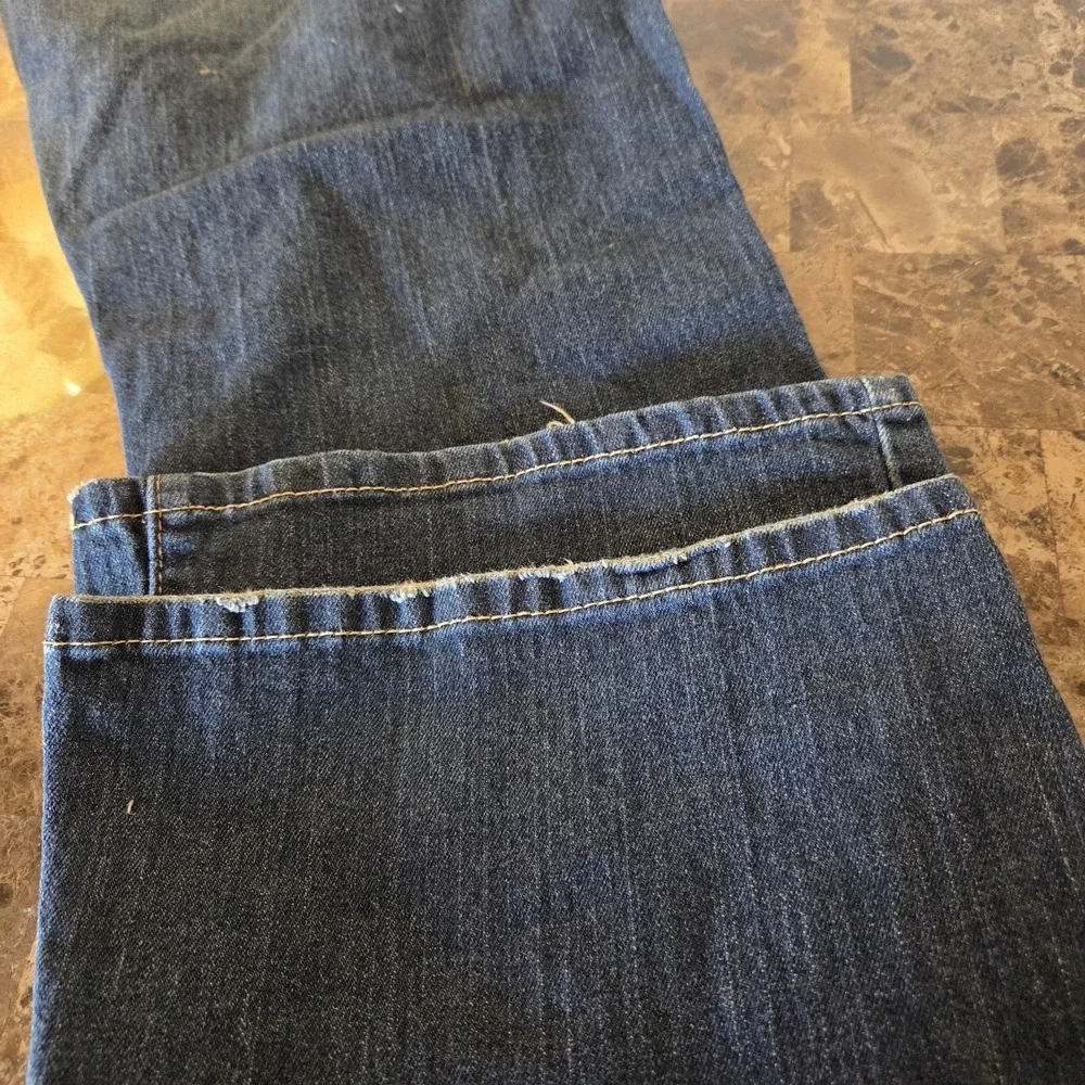 Levis this pair