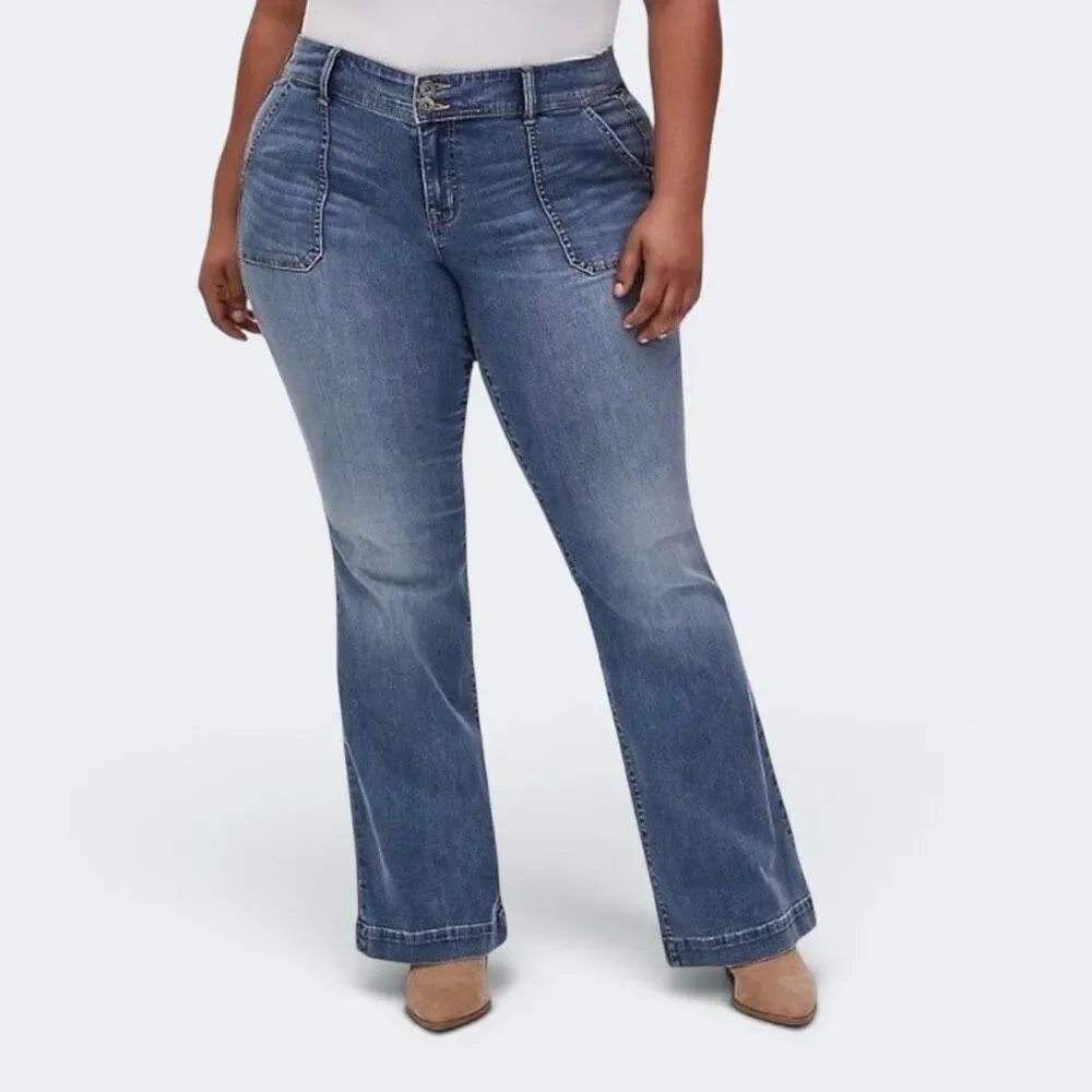 Torrid Vintage Stretch TALL Mid Rise Flare Jeans 33.5” Sz 14T