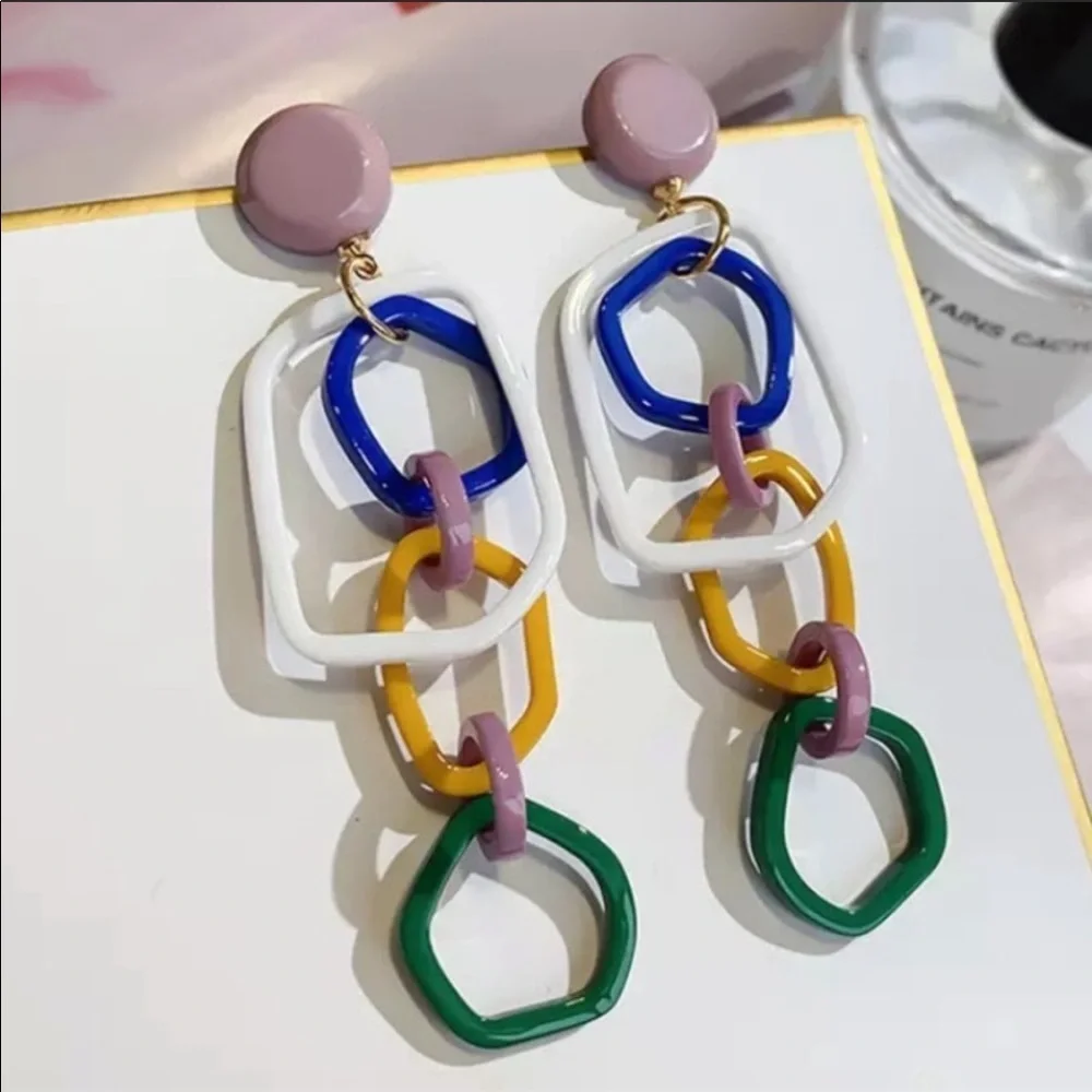 NWT ❤️Boutique - Multicolor Acrylic Link Statement Earrings - OS
