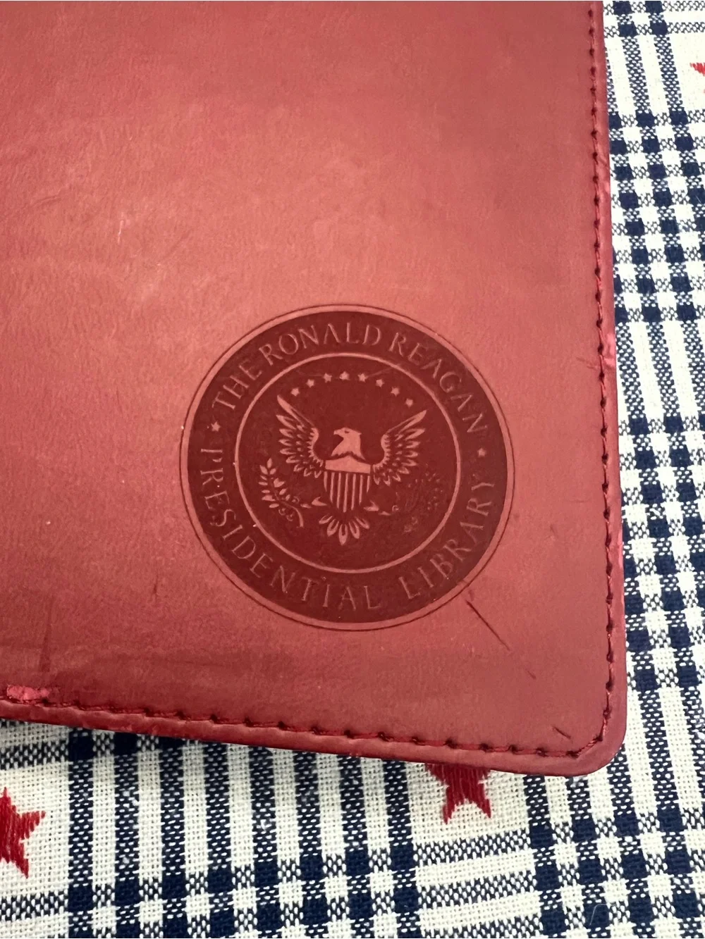 N/A red leather