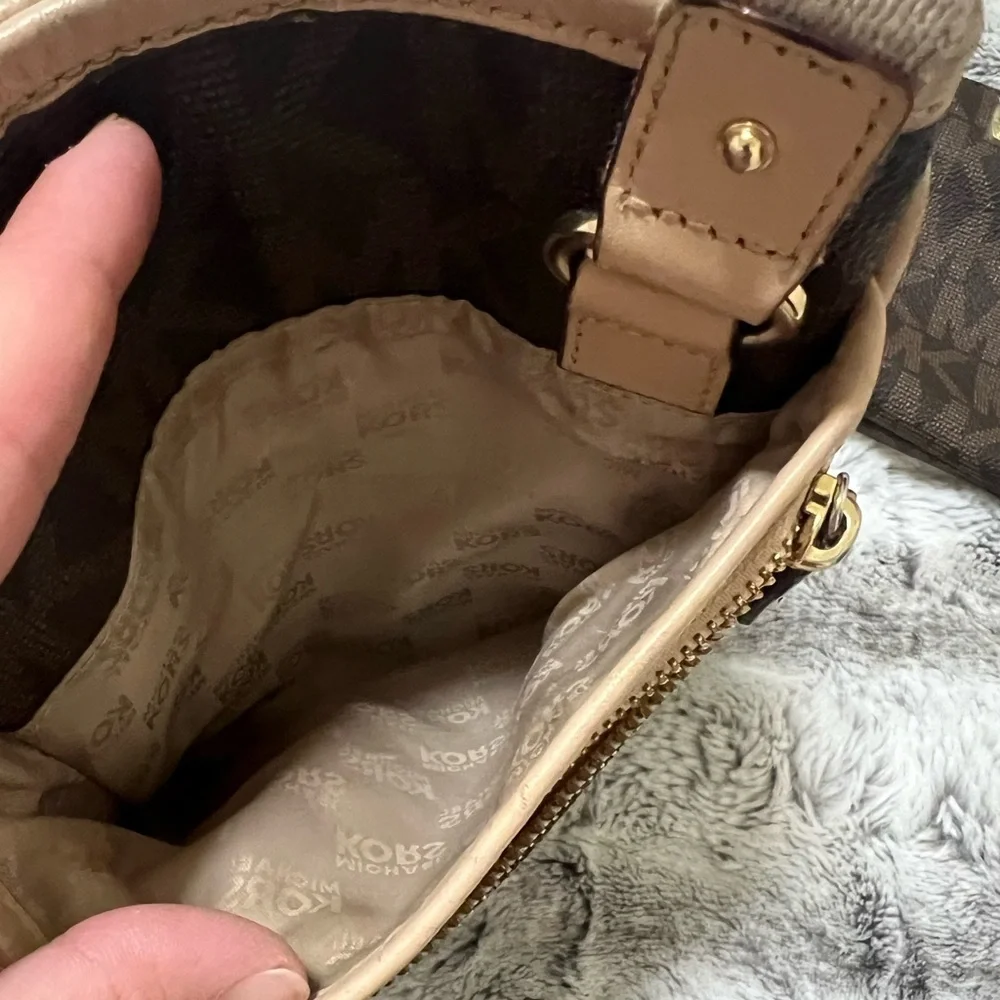 Michael Kors shoulder purse