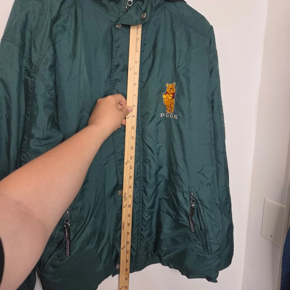 Vintage Disney Store Winnie the Pooh Hooded Windbreaker Jacket Green Mens Medium