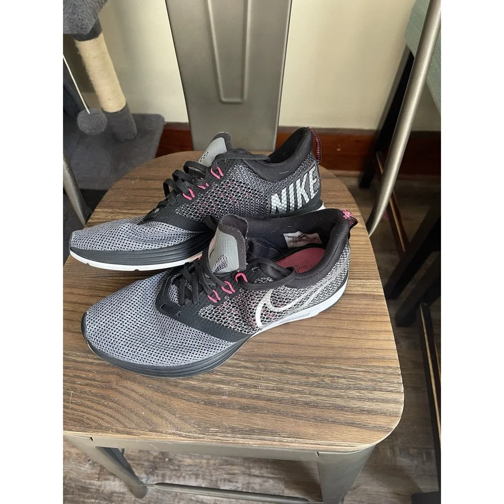 Nike zoom strike