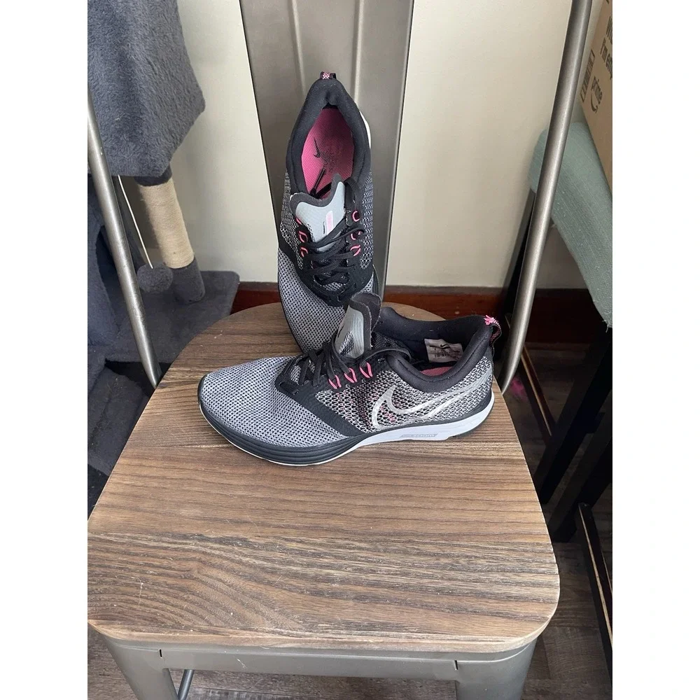 Nike zoom strike