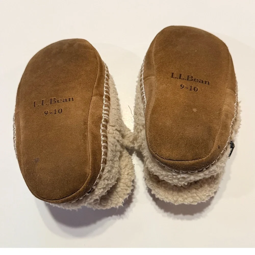 L.L. Bean bean slipper