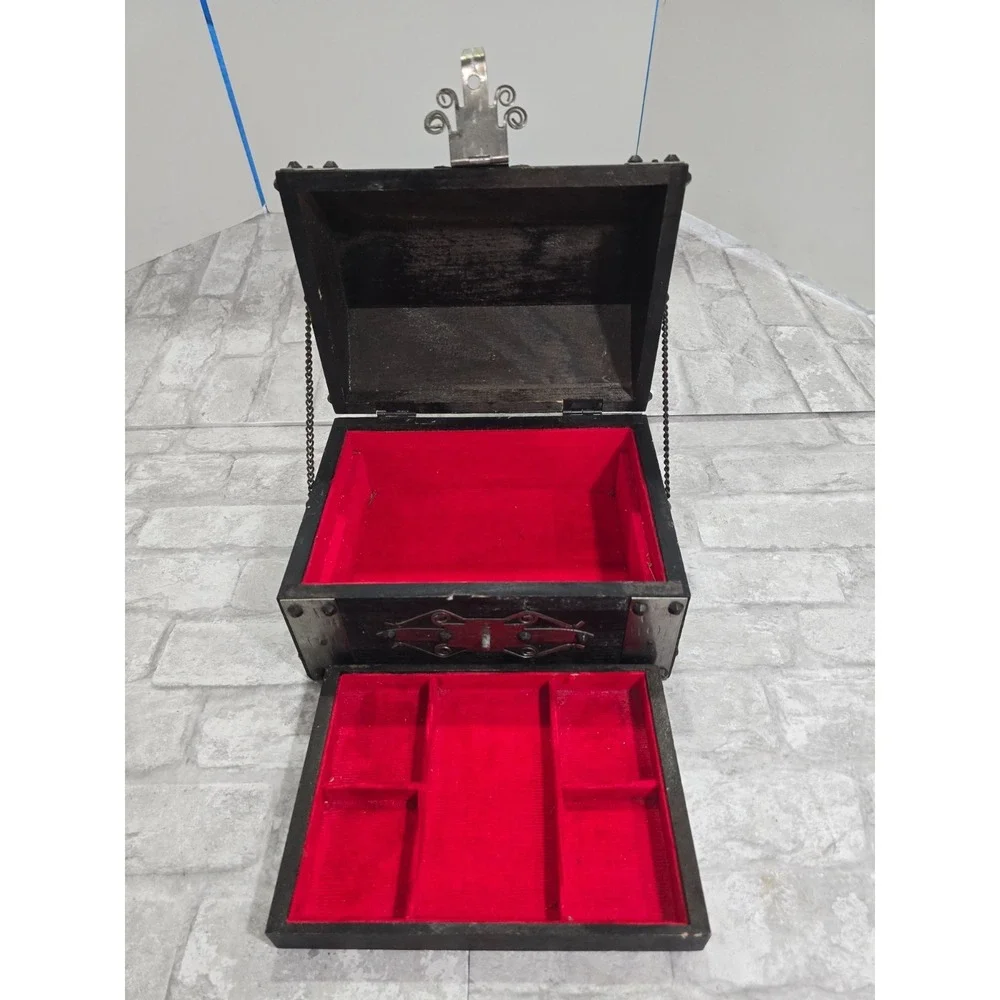 Vintage Wooden Treasure Chest Jewelry‎ Box Red Velvet Interior Trinket Holder