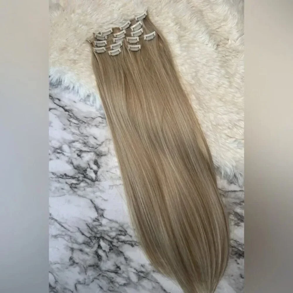 N/A clip hair