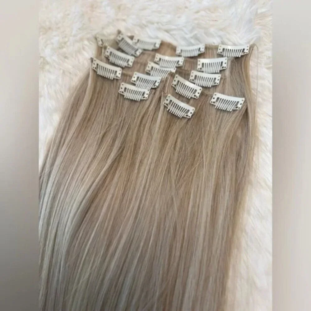 N/A clip hair