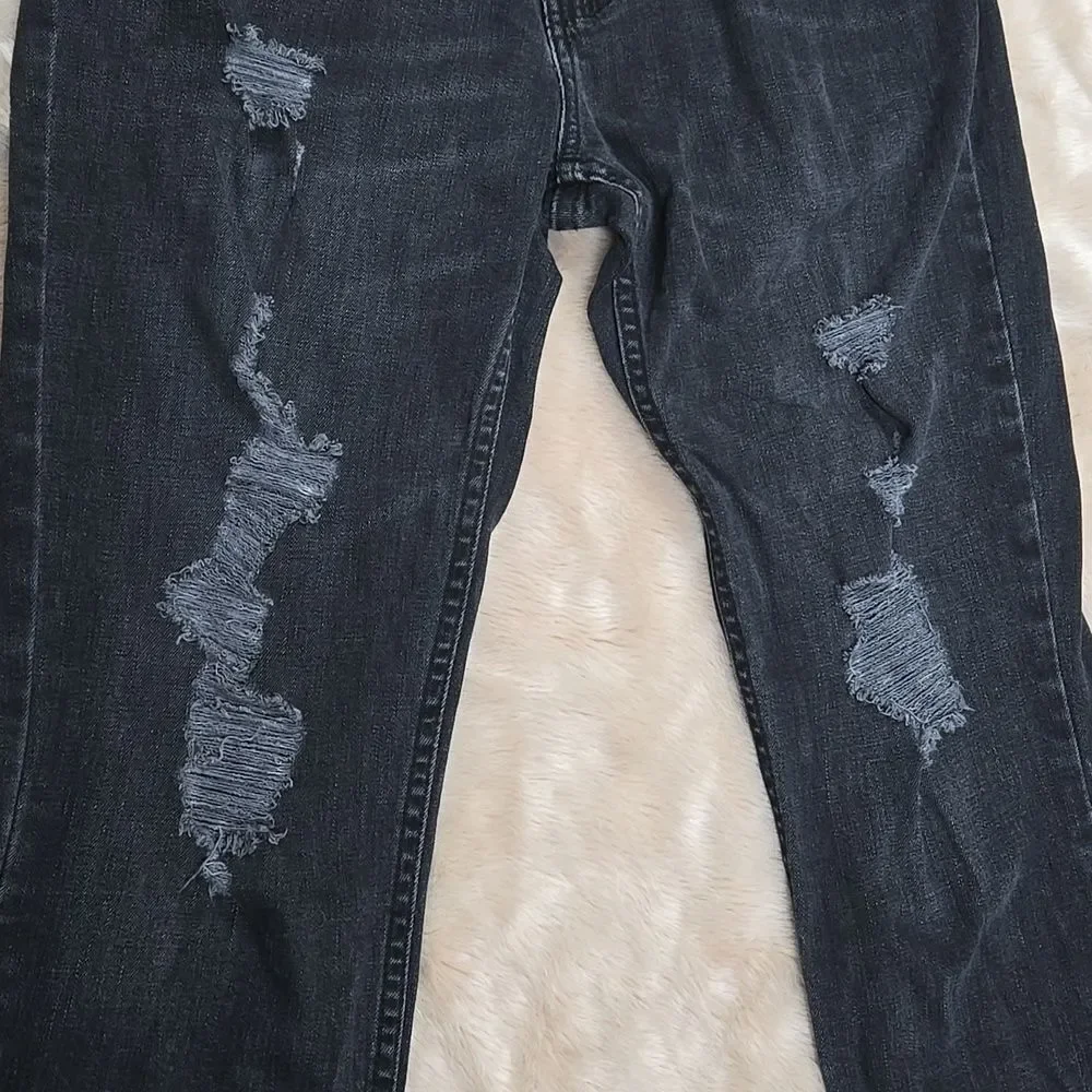Hollister stylish comfortable