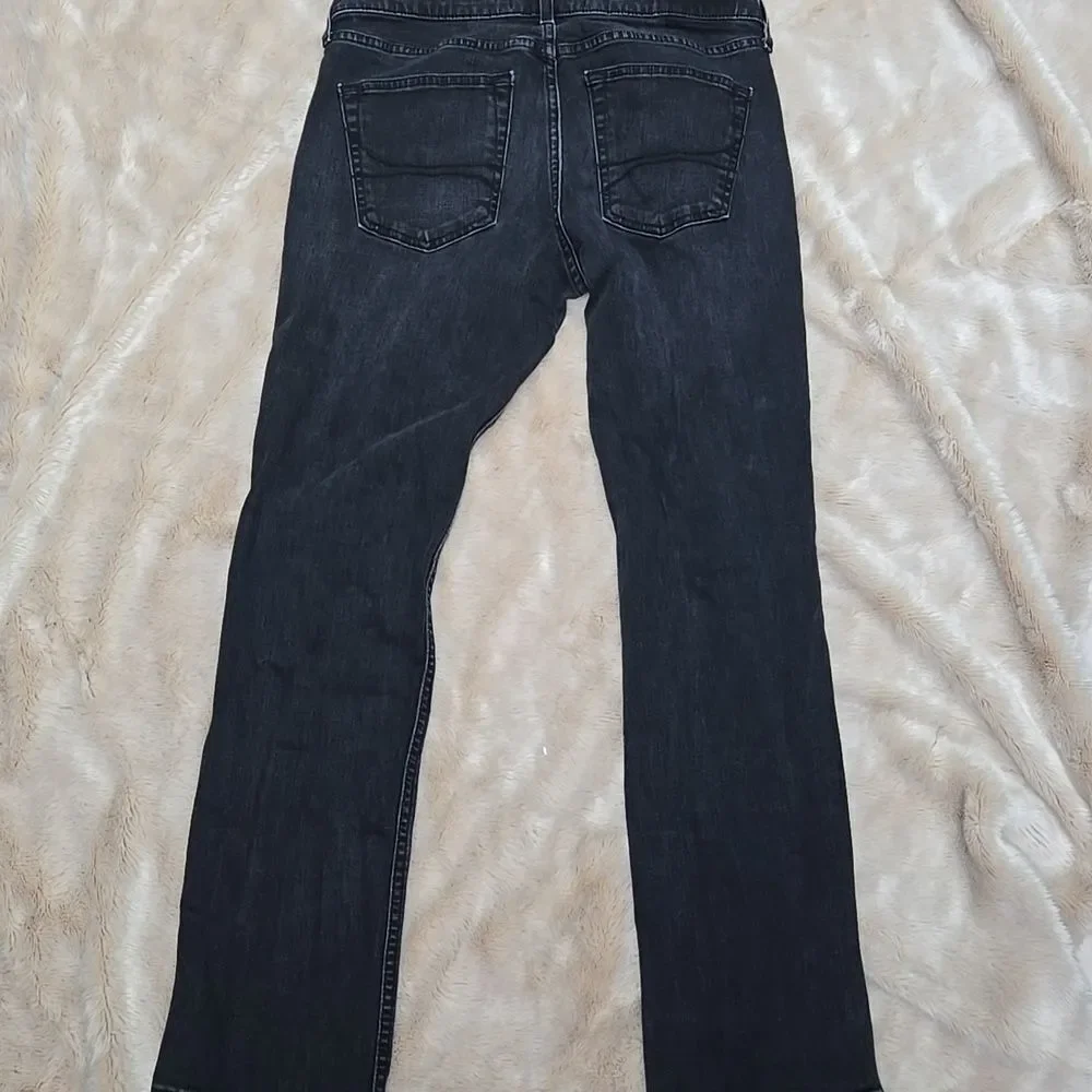 Hollister stylish comfortable