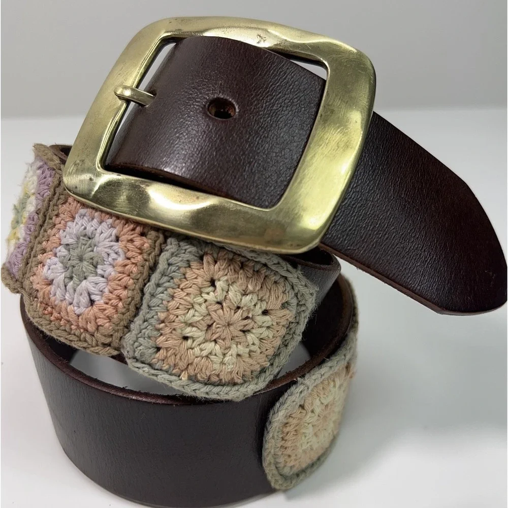 ELISE‎ M Genuine Leather Brass Buckle Belt Crochet Squares Pastel Size S/M 40