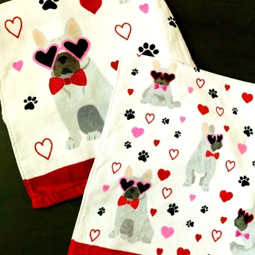 NWT Valentine Frenchie Dog Bath Towel Set