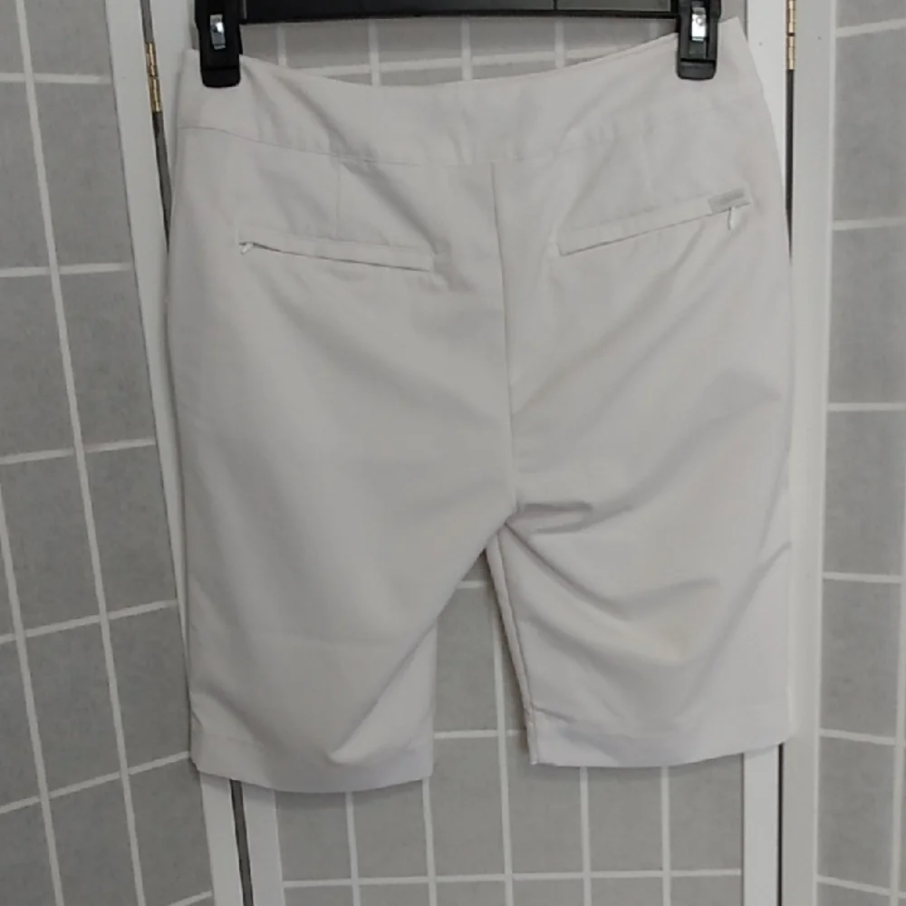 TEHAMA sleek bermuda