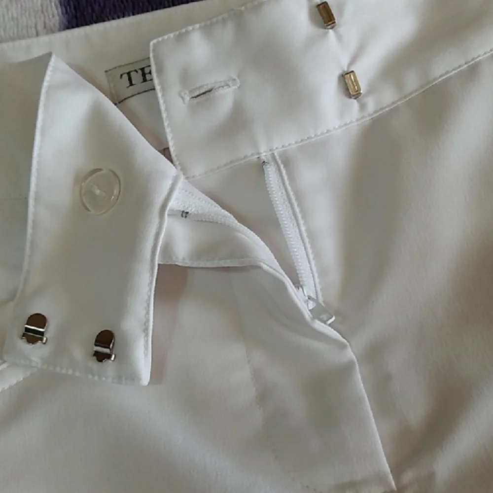 TEHAMA sleek bermuda