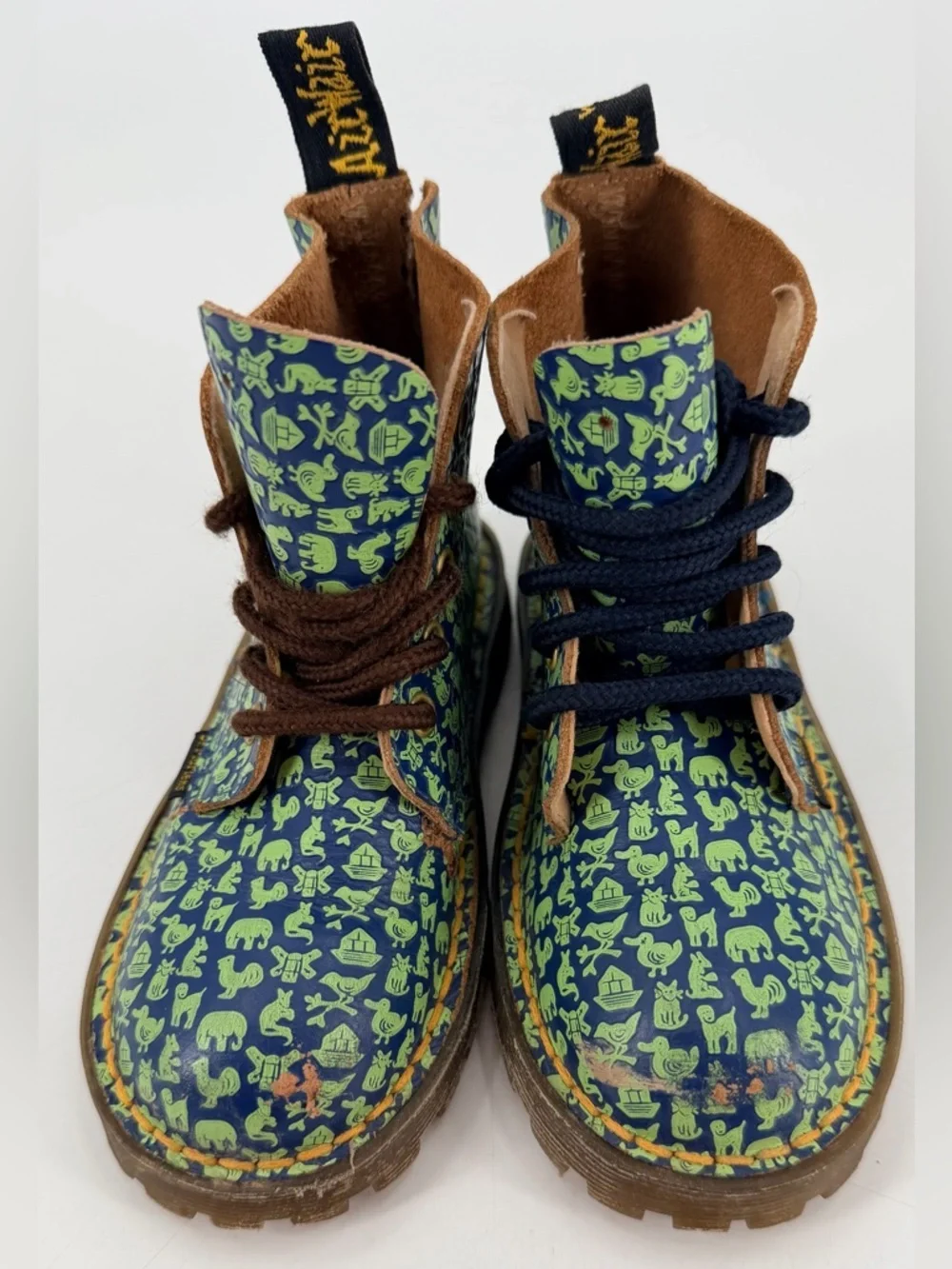 Dr. Martens flaws scuffs