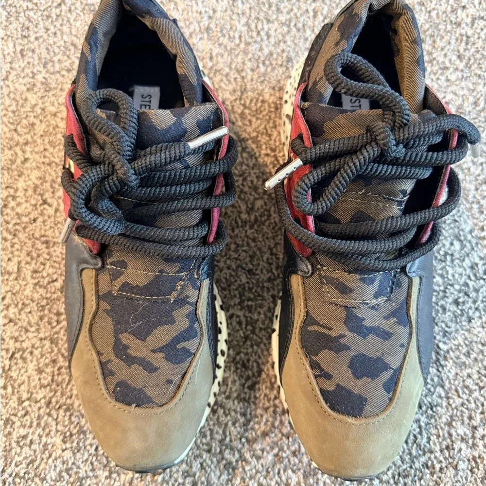 Steve Madden steve madden