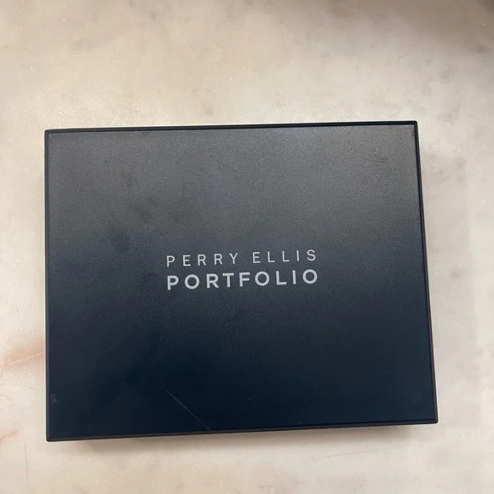 Perry Ellis Portfolio Camo Six Slot Card Case NIB