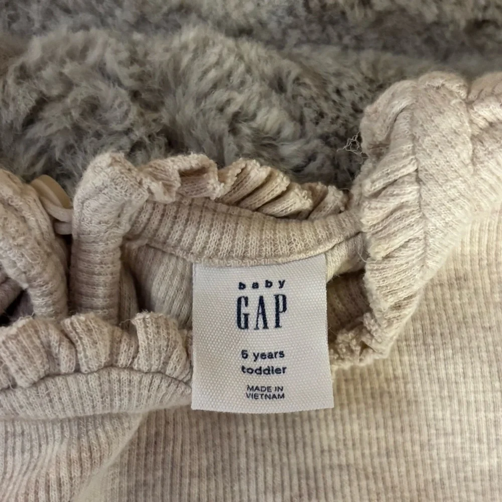 GAP excellent used