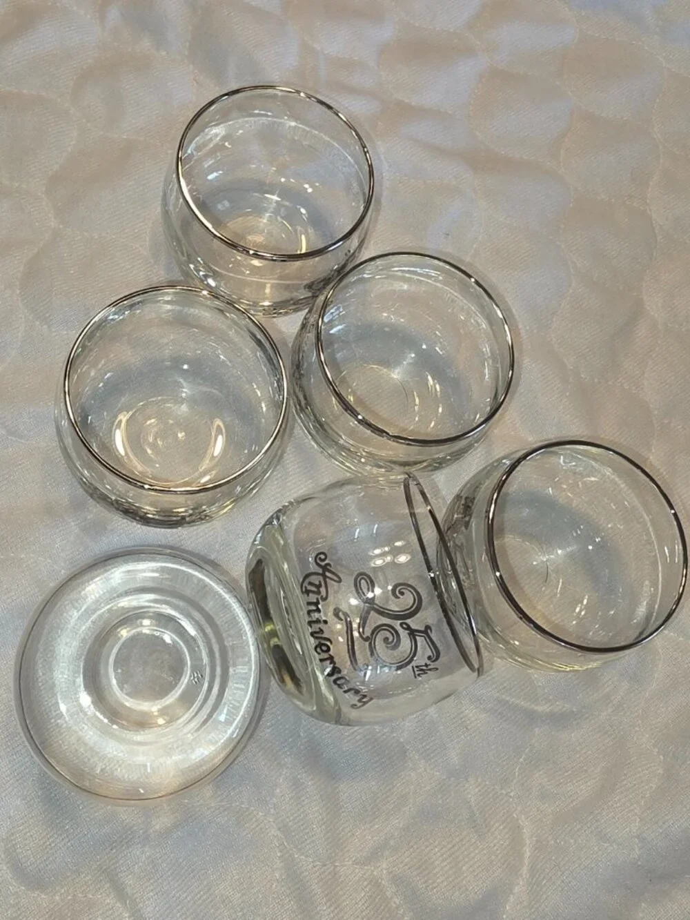 N/A centerpiece table