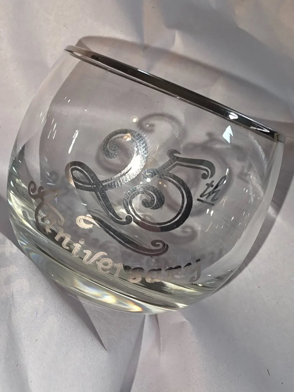 N/A centerpiece table