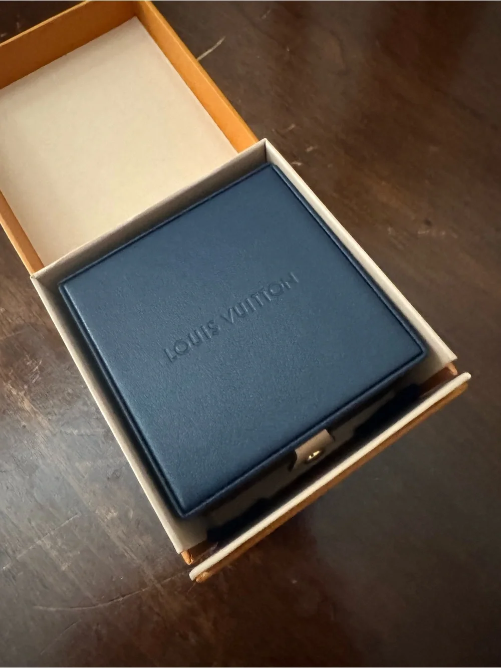 Louis Vuitton louis vuitton