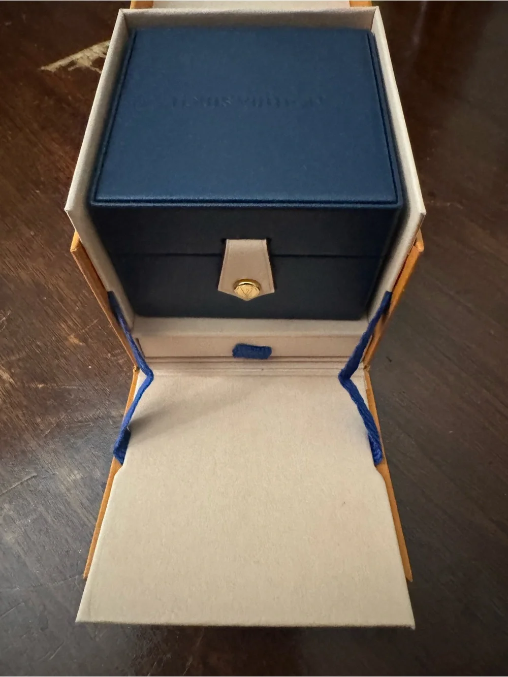 Louis Vuitton louis vuitton
