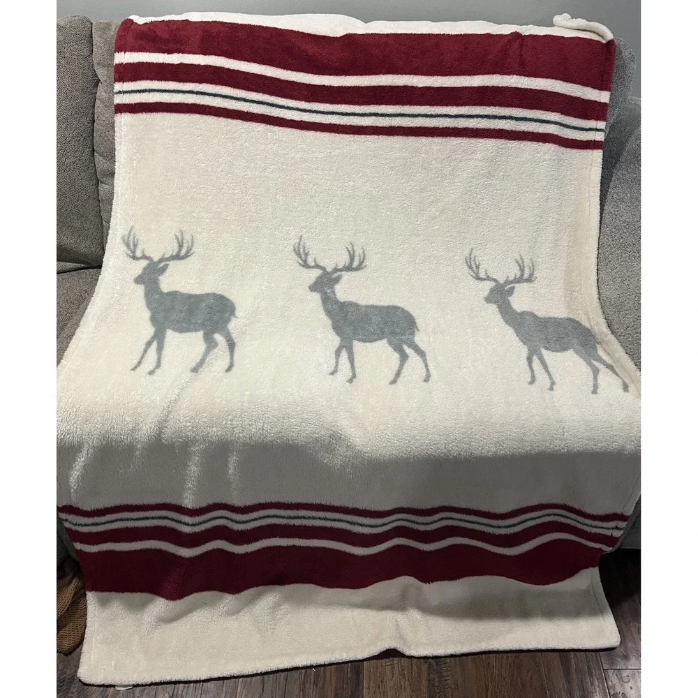 Pottery Barn Deer Striped‎ Fleece Sherpa Throw Gray Red Holiday Striped 50x80