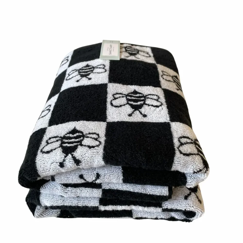 Style Sanctuary chic black
