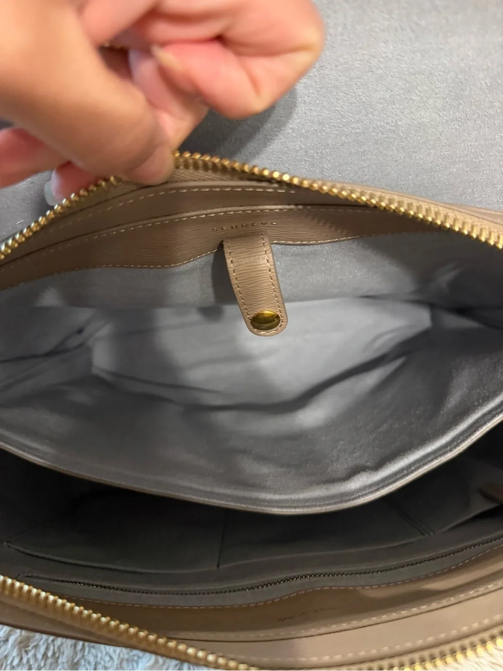 Senreve structured laptop