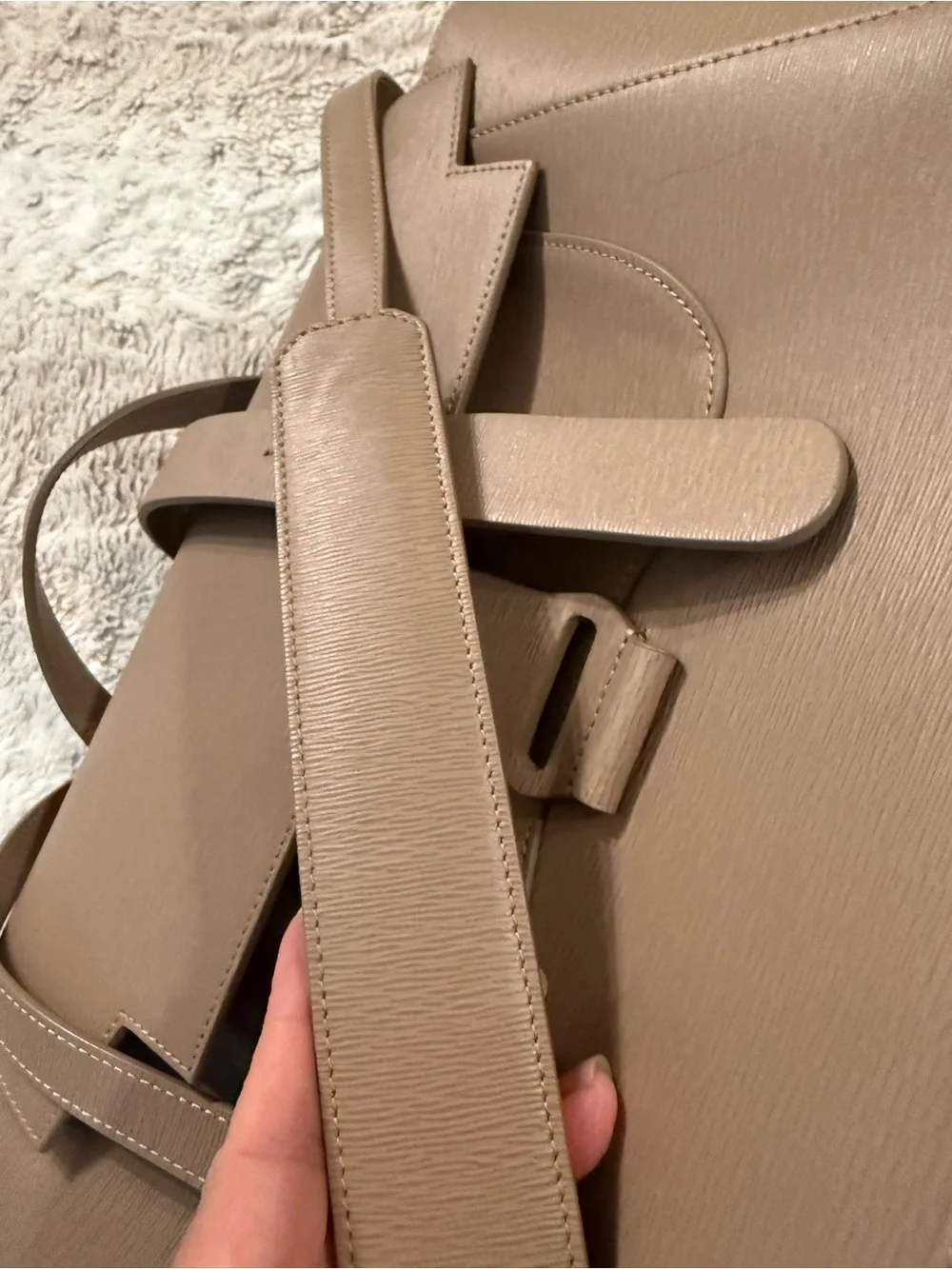 Senreve structured laptop