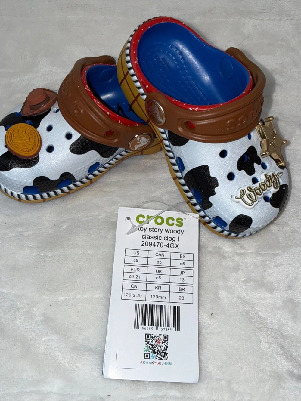 CROCS 🤠 brand