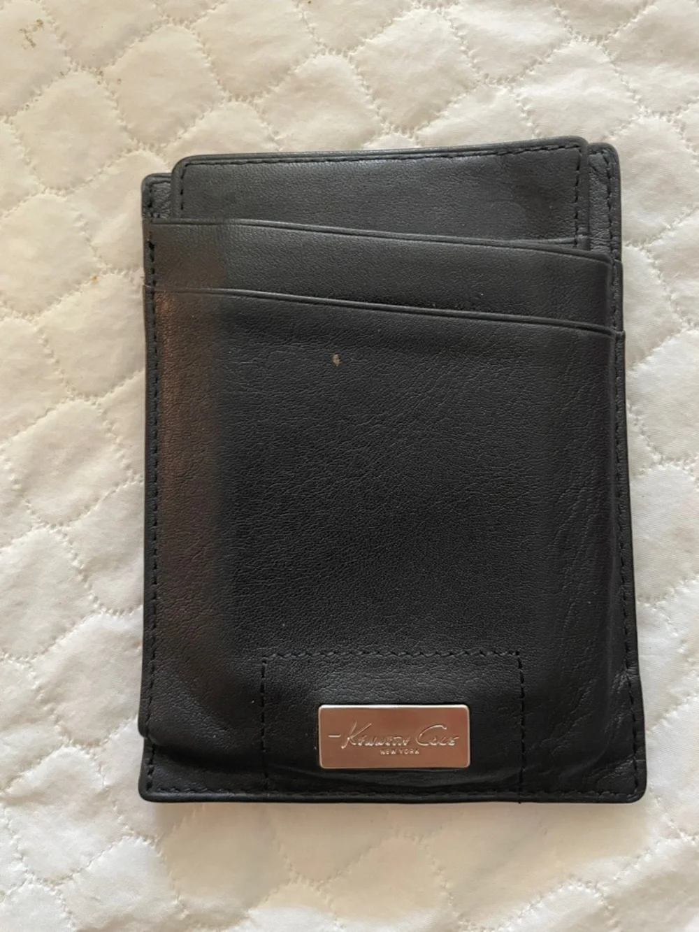 Kenneth Cole kenneth cole