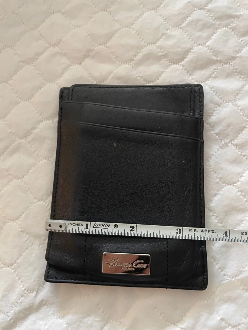 Kenneth Cole kenneth cole