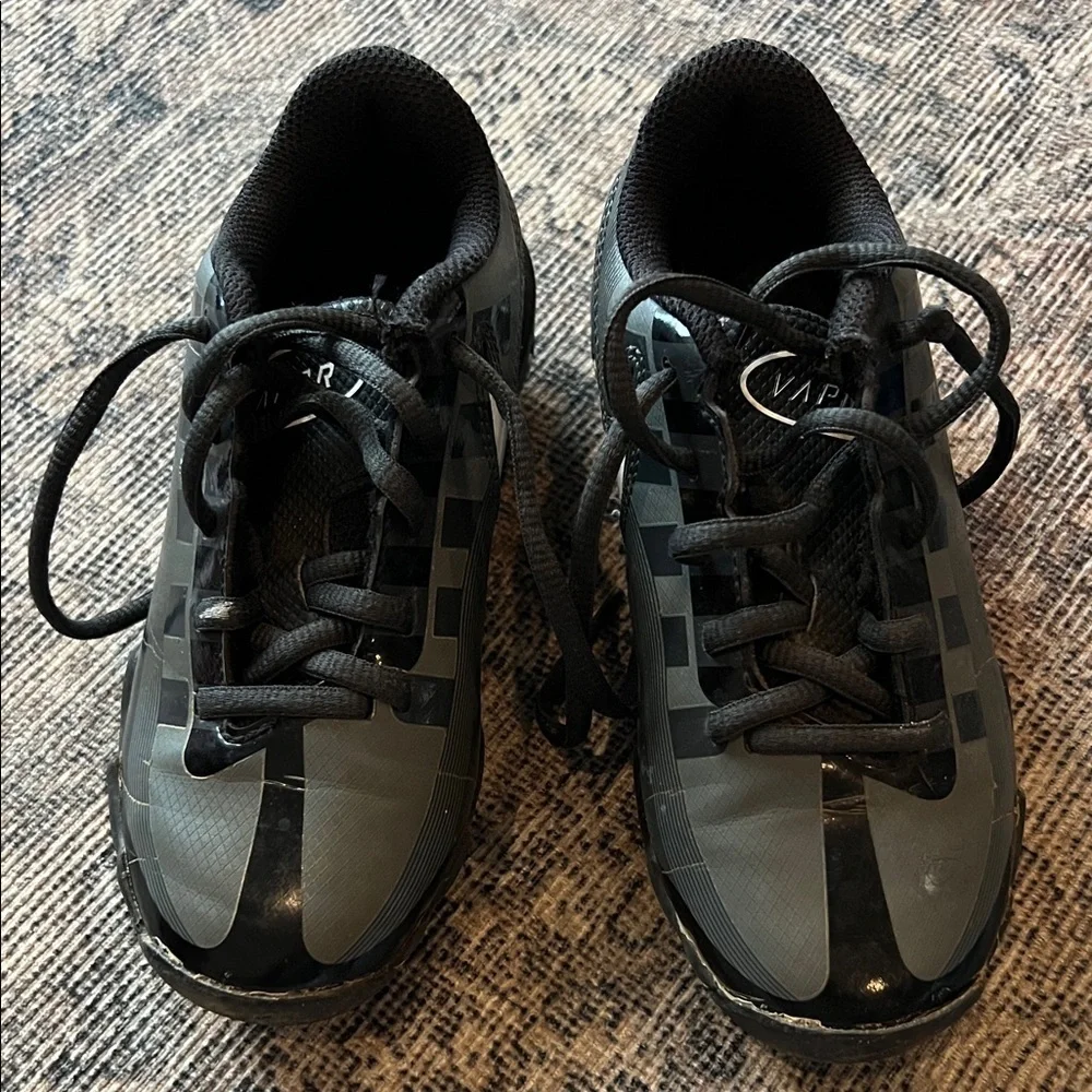 Nike Vapor‎ Black and Gray Sneakers