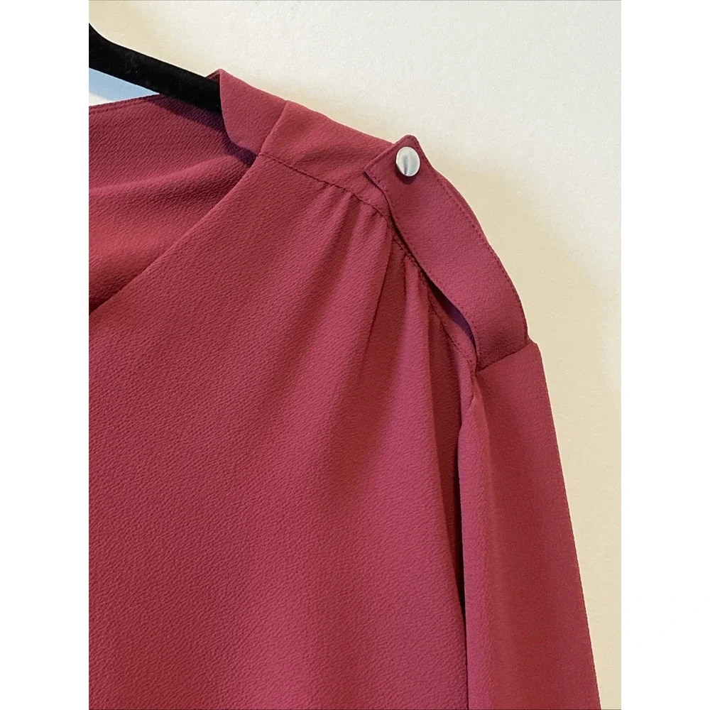 Maggie Sweet details great workwear