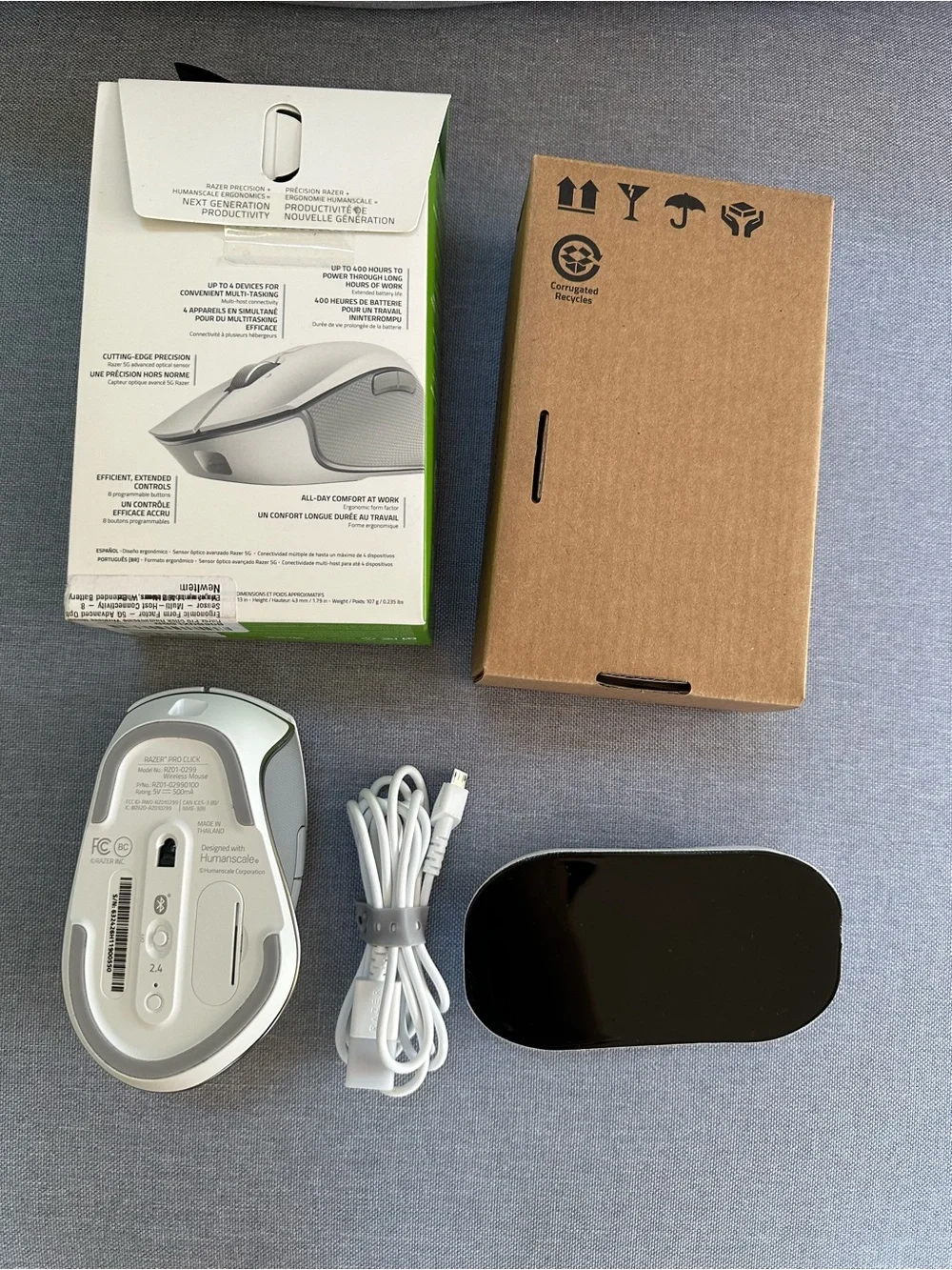 RAZER Pro Click Wireless Mouse / White