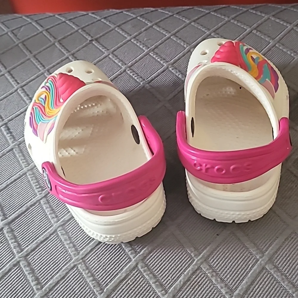 CROCS adorable kids