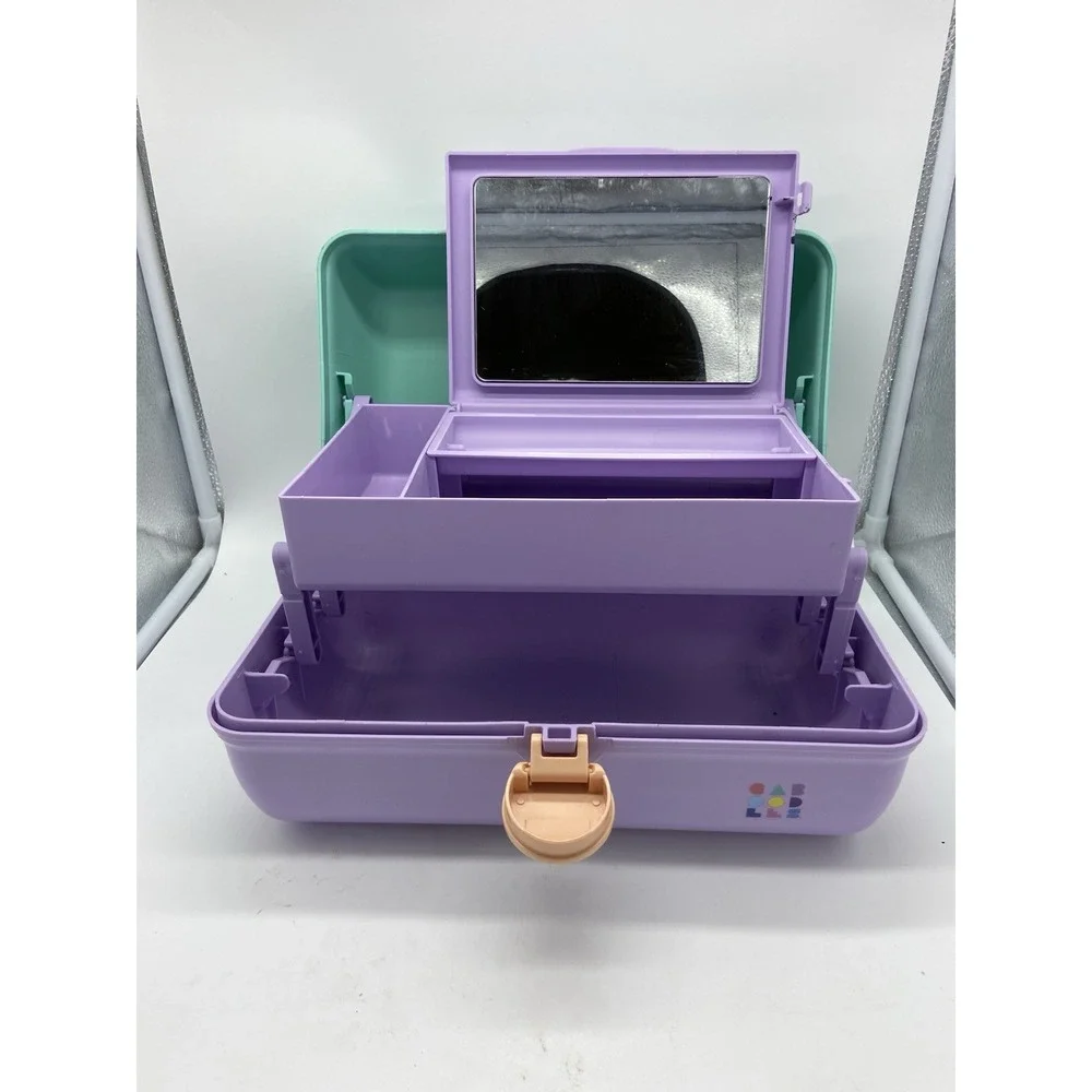 Caboodles pretty petite