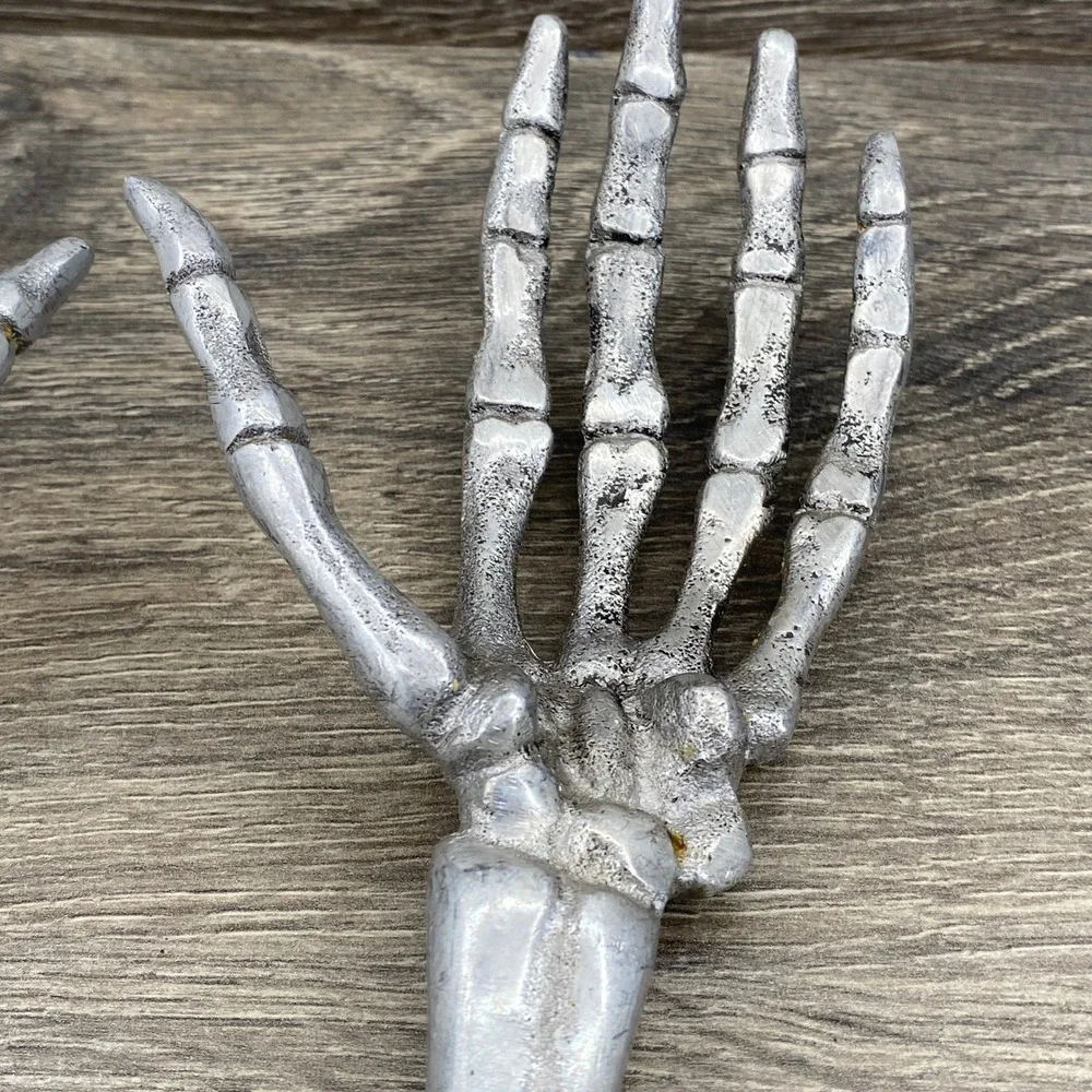 N/A silver metal