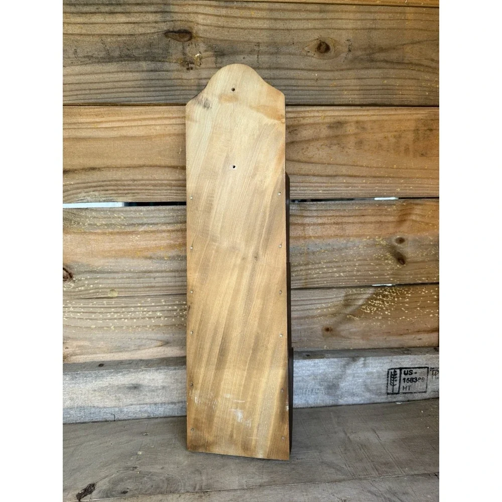 The Unbranded Brand vintage wooden